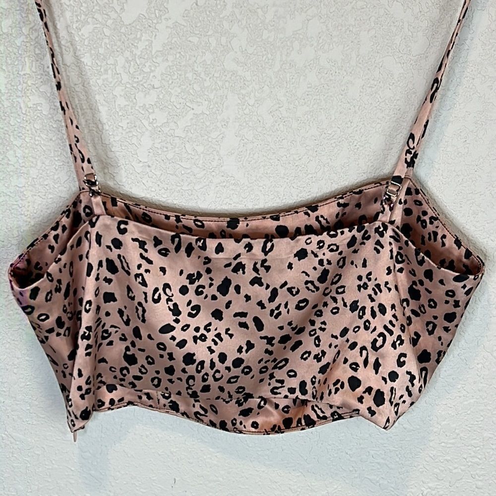 Reformation Pete Cheetah Silk Crop Top Size 4 - Picture 5 of 11